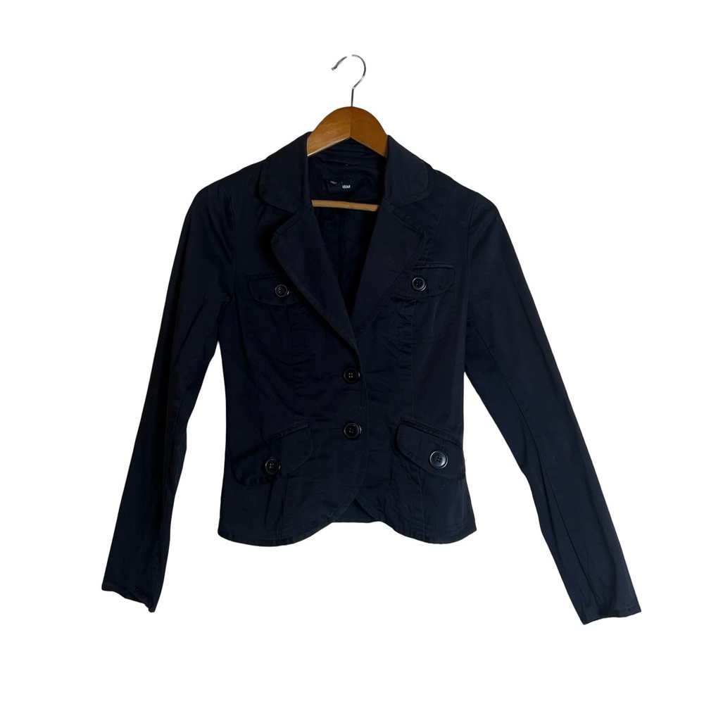 H&M black cotton blend light weight blazer. Size 6
